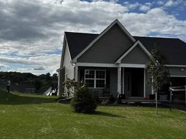9 Island Drive, Mechanicville, NY 12118