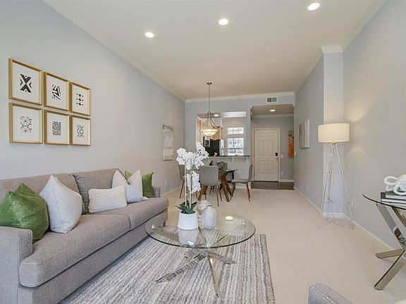 4th image of 633 Callippe Ct #133