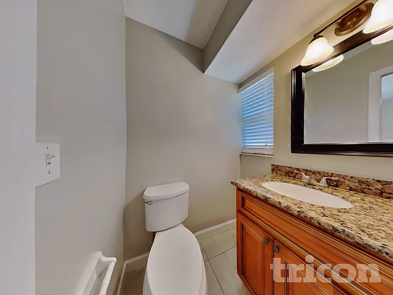6160 Rockefeller Ave — Photo 11