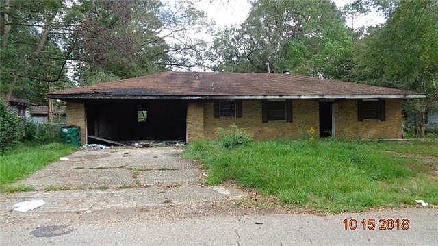 1st image of 828 Avenue J