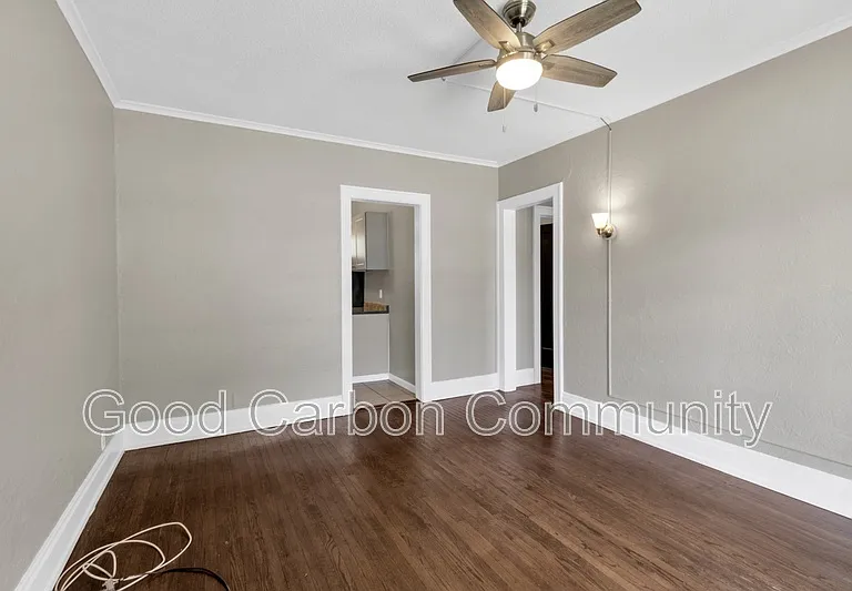 2098 Delaware Ave #3 — Photo 12