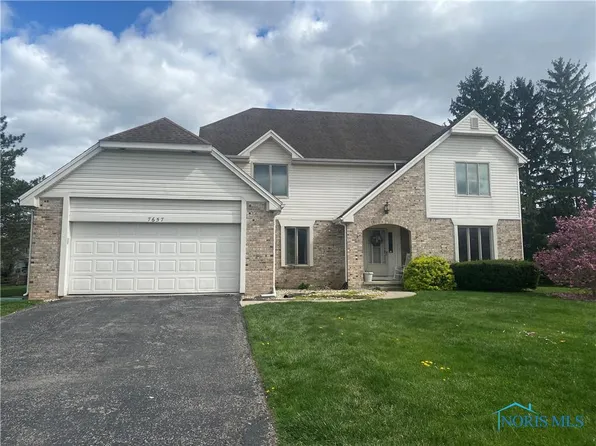 7657 Pope Run Ln, Sylvania, OH 43560