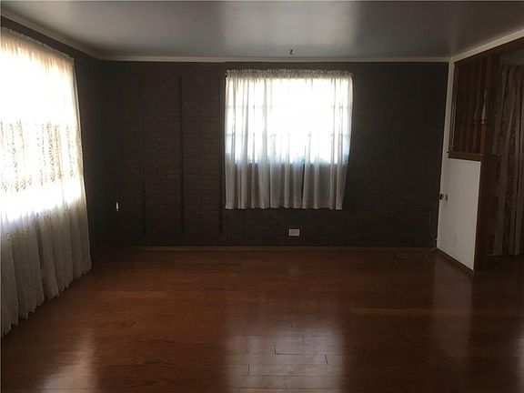 2nd image of 4112 Tradewind Ct