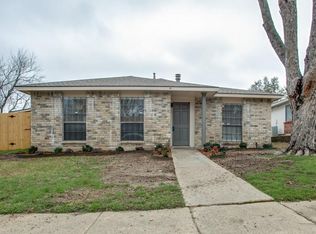 6505 Briarknoll Cir, Garland, TX 75043