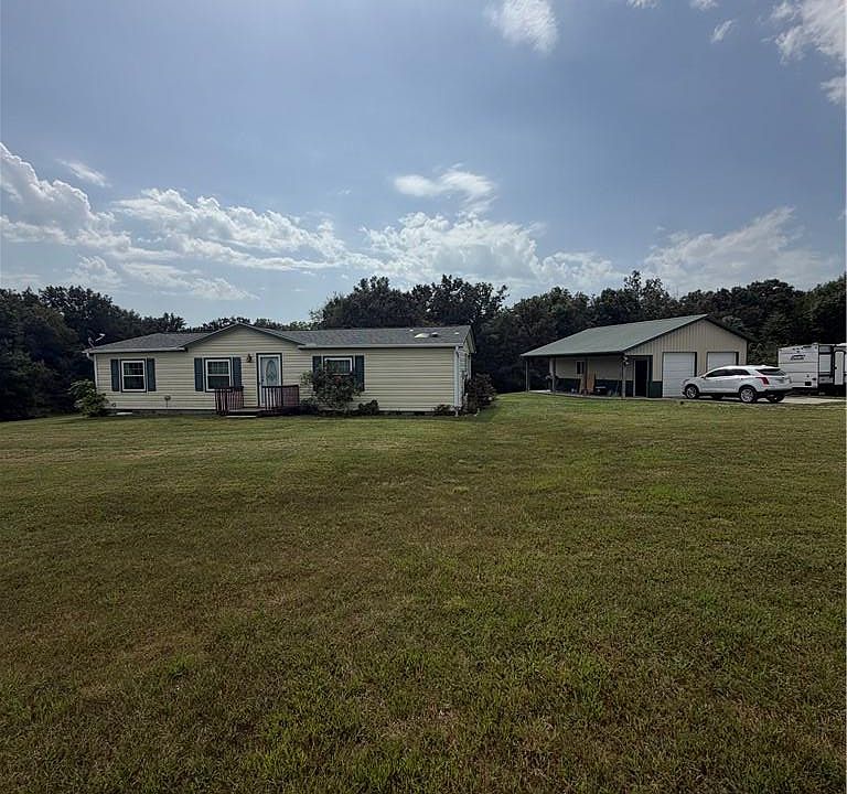 1st image of 1650 NW 100th Rd