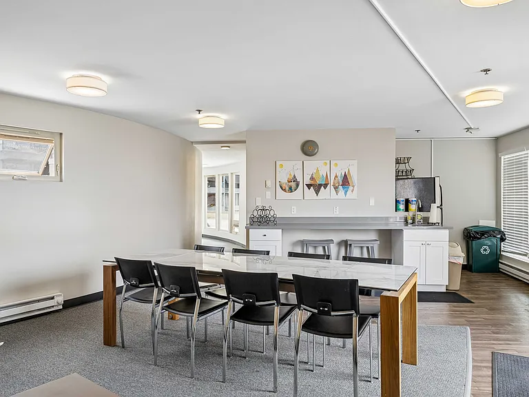 511 E Roy St #213 — Photo 12