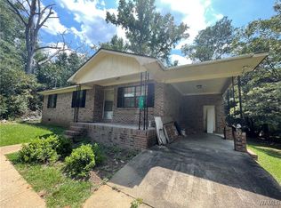 85 Hinton St, Carrollton, AL 35447