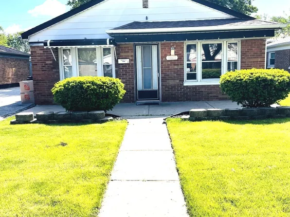 11651 S Meadow Lane Dr, Merrionette Park, IL 60803