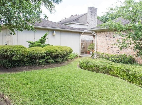 2nd image of 10010 Sagegreen Dr
