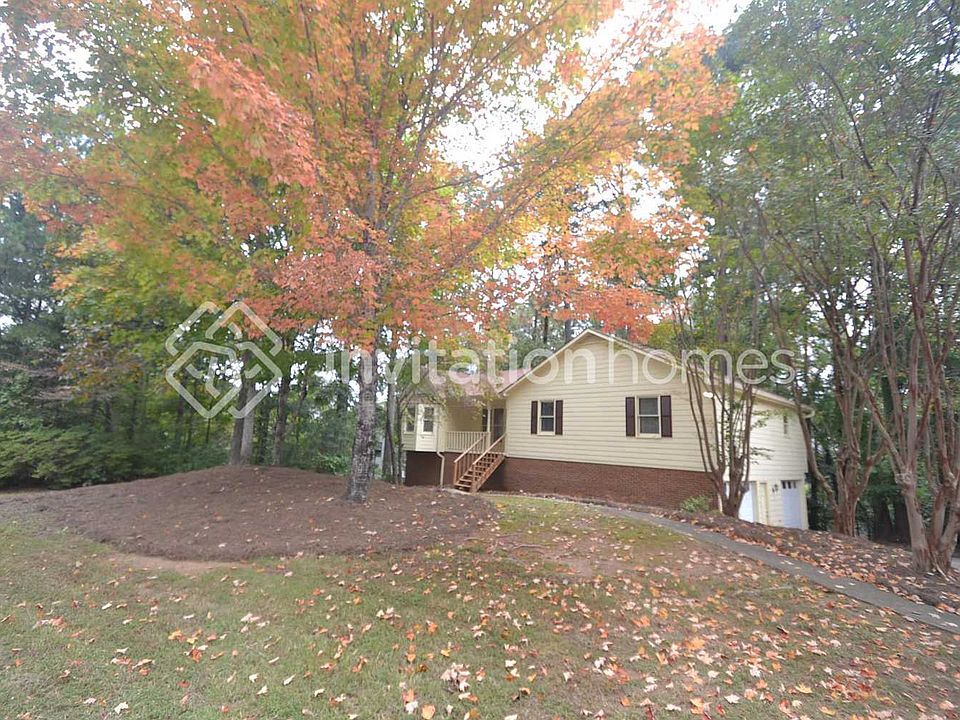 1st image of 130 Williamsburg Ln
