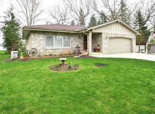 N8978 Lake Ln, East Troy, WI 53120