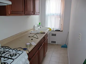 Rented by SUN WOOD REAL ESTATE