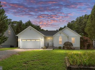 2916 N Independence Dr, Montross, VA