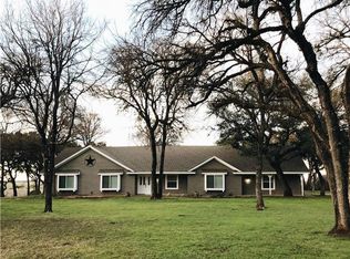 215 Arrowhead Point, Woodway, TX 76712