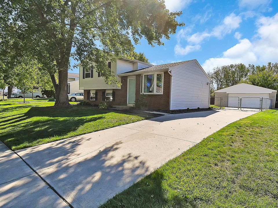 1st image of 8453 Blue Lake Cir