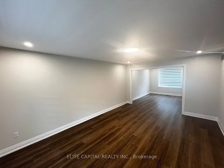 218 Chartland Blvd S — Photo 10