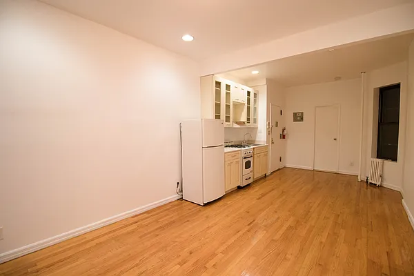 Rented by Brown Harris Stevens | media 7