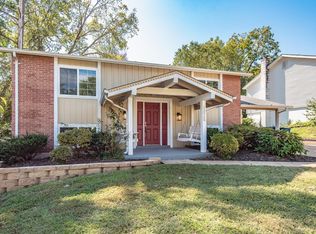 12548 Dawn Beth Dr, Maryland Heights, MO 63043