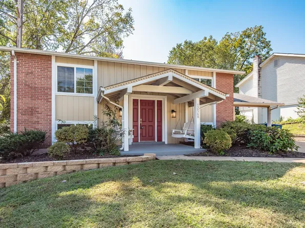 12548 Dawn Beth Dr, Maryland Heights, MO 63043