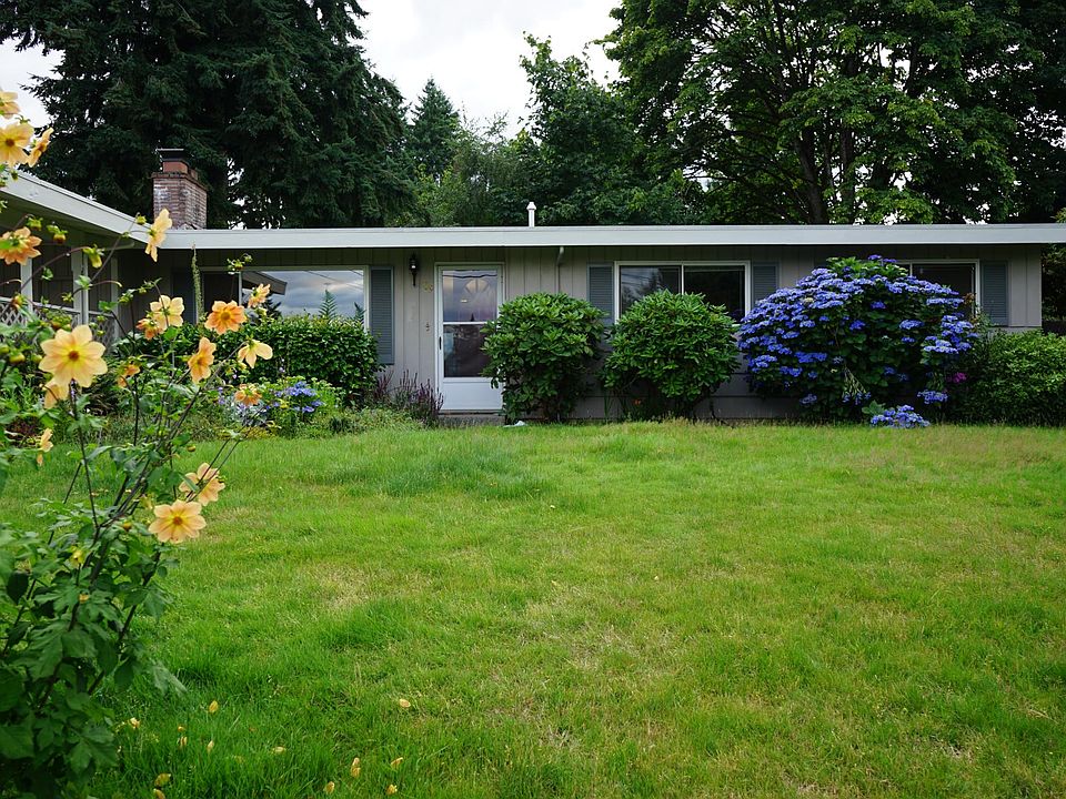 1st image of 439 168th Ave SE