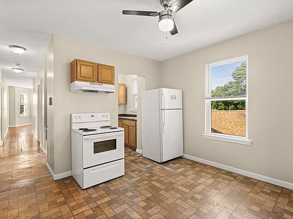 5th image of 16 Saint Clair St #3