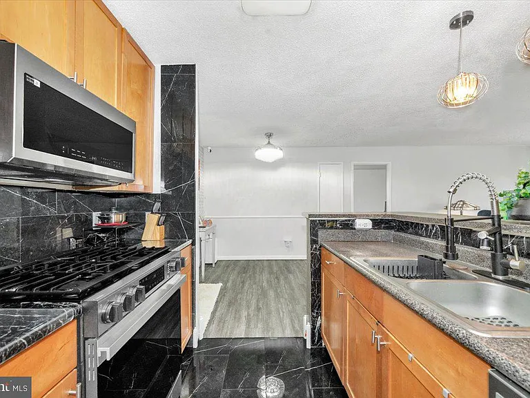 60 S Van Dorn St #511 — Photo 23