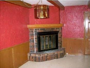 2nd image of 2319 E Southview St