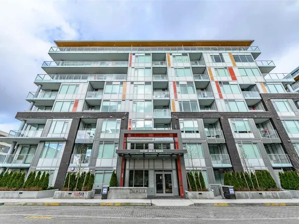10780 No 5 Rd #208, Richmond, BC V6W 0B8