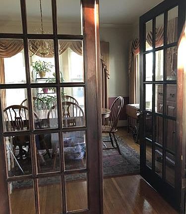 4th image of 2228 Saratoga Dr