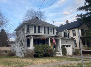 513 Monroe St, Hackettstown, NJ 07840