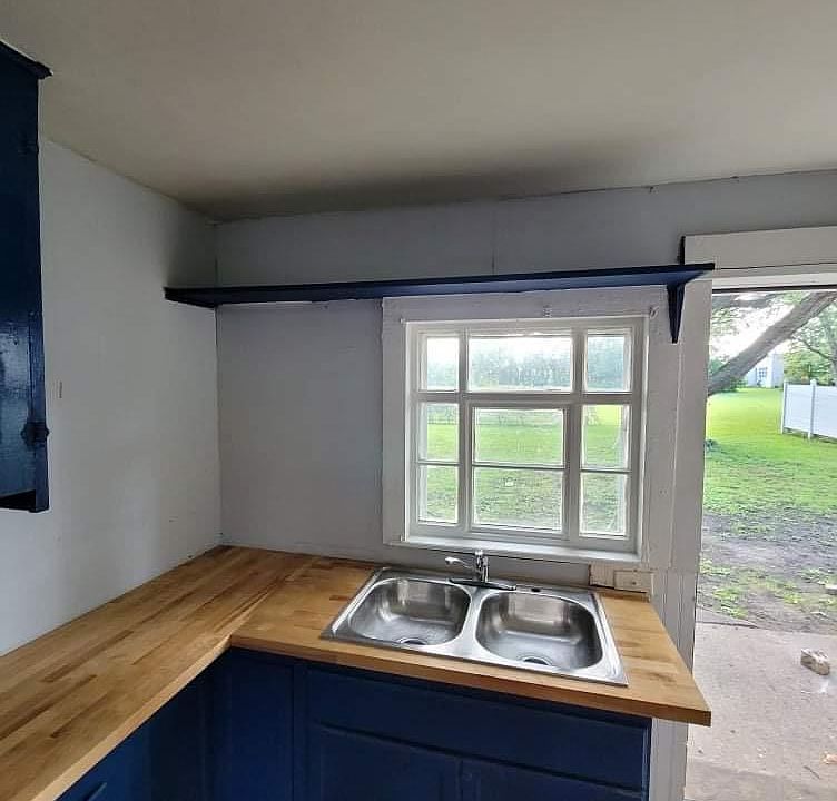 1st image of 65 Cass St