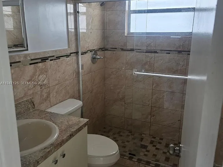 1575 NW 1st St #3 — Photo 7