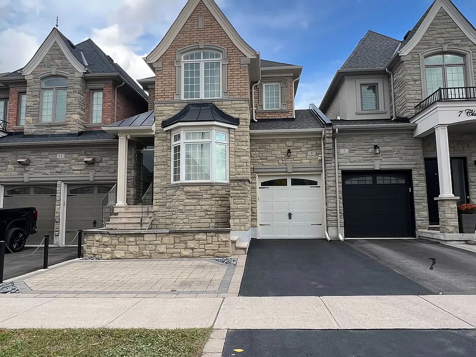 9 Claudview St
