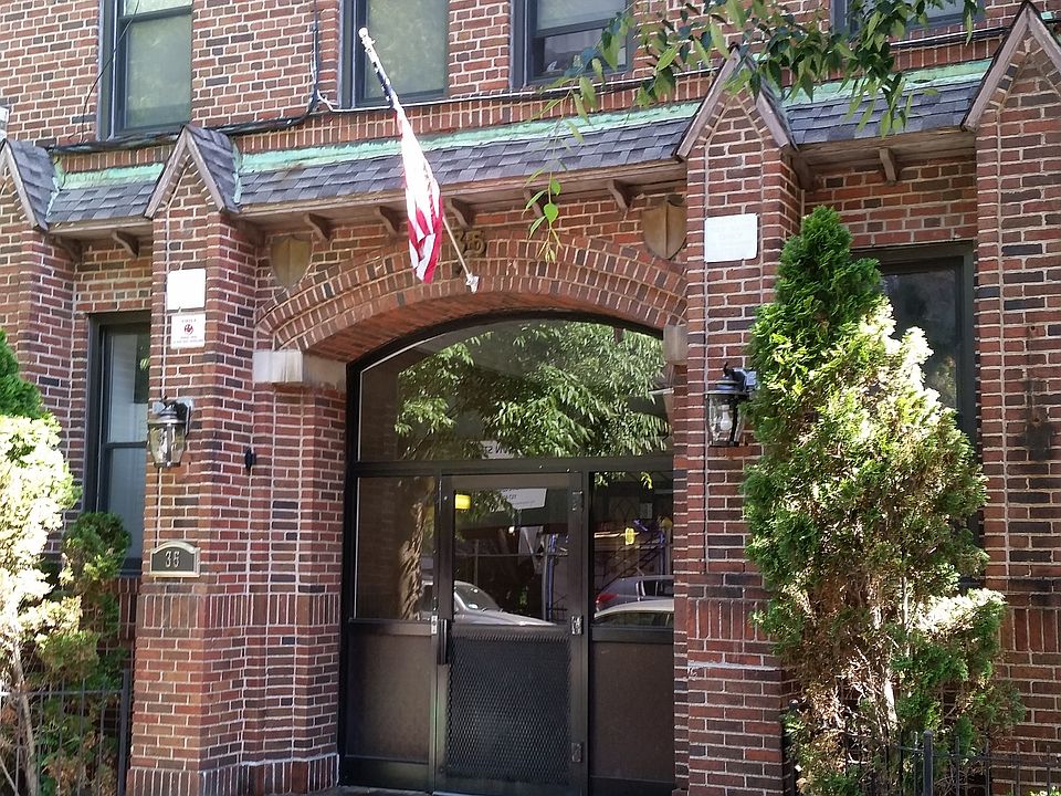 1st image of 35 Crown St #1H