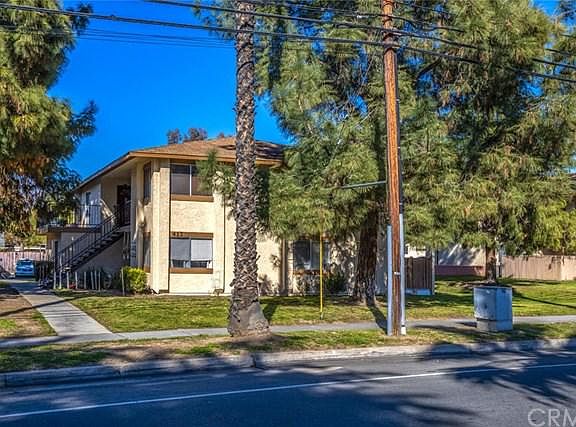 2nd image of 417 Brockton Ave