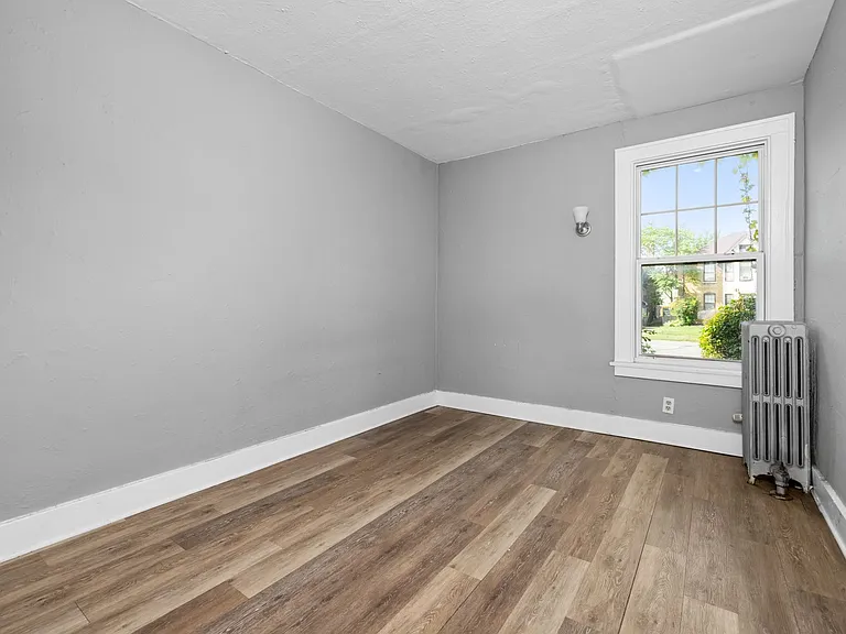 Colvin View Apartments — Photo 19