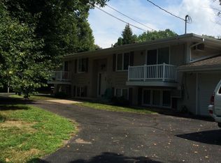 1078 E Circle Dr APT 2, Wayzata, MN 55391