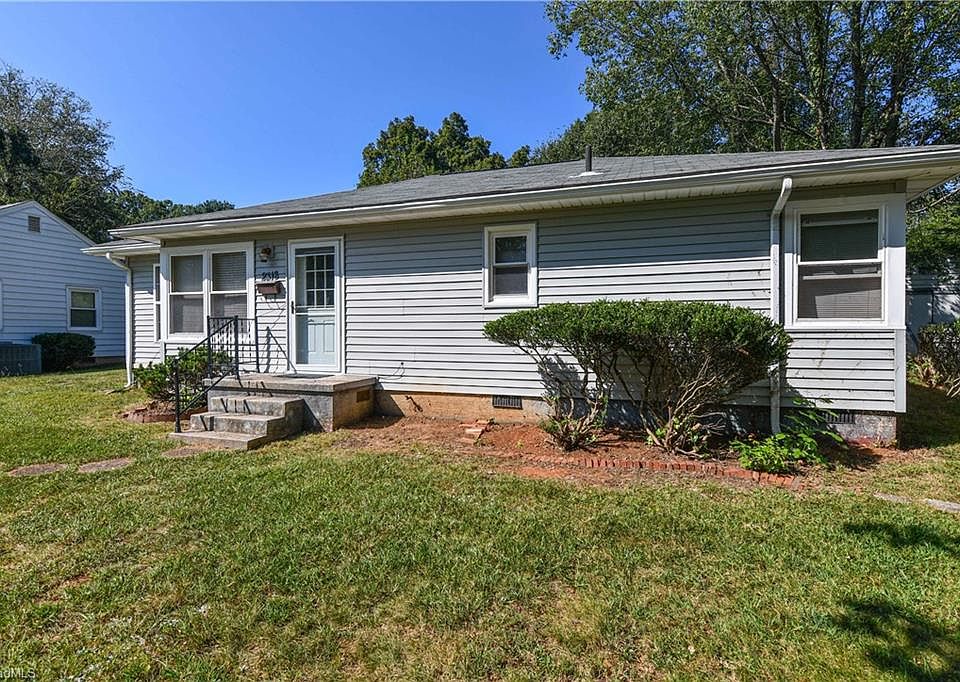 1st image of 2318 Fernwood Dr