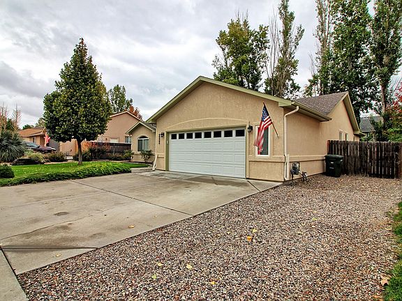 4th image of 2655 Grand Vista Dr