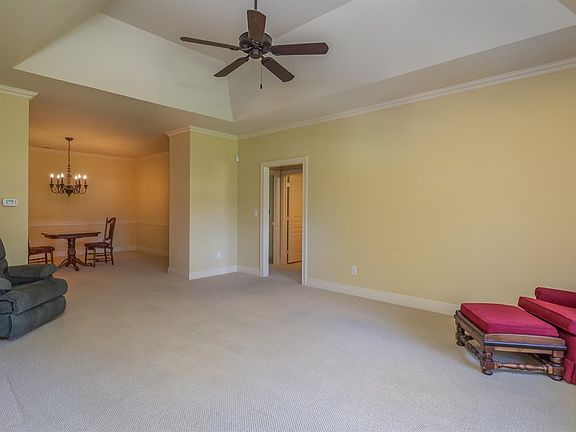 4th image of 143 Rumsey Cir