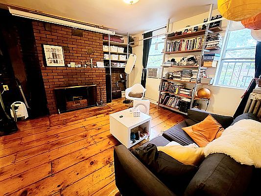 1st image of 38 Douglass St #3
