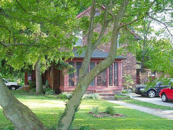 5th image of 379 E Westfield Blvd
