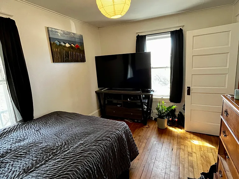 54 Hayward St #B — Photo 11