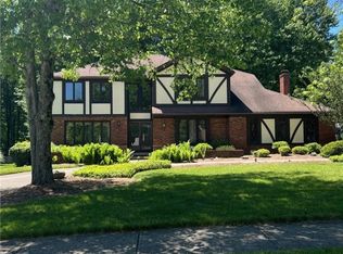 9722 Forge Dr, Brecksville, OH 44141