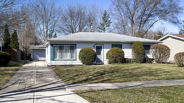 320 N Emerald Ave photo 1
