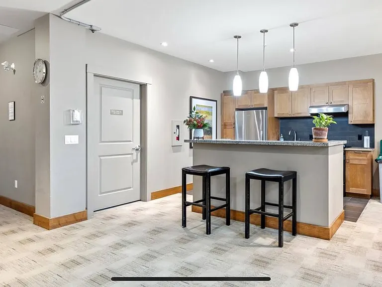 3156 Dayanee Springs Blvd #0 — Photo 9
