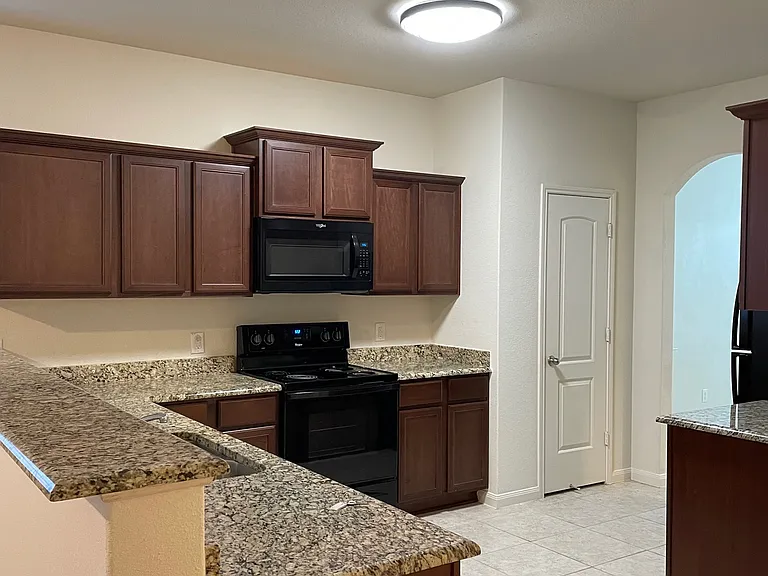 1206 Arizona Dr — Photo 10