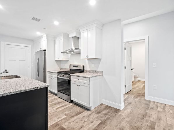 2 Laurens Dr #7