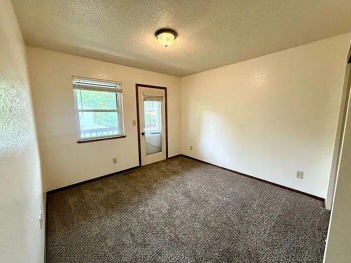 5809 W 18th St — Photo 24