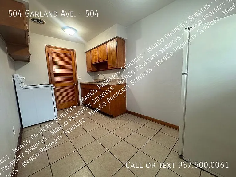 504 S Garland Ave — Photo 6